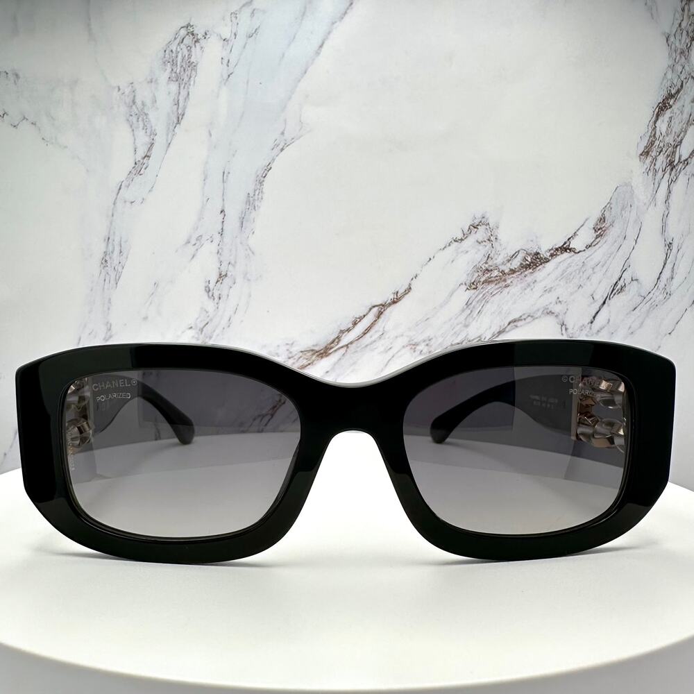 New CHANEL Sunglasses - Picture 5 of 16